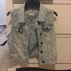 Jean vest